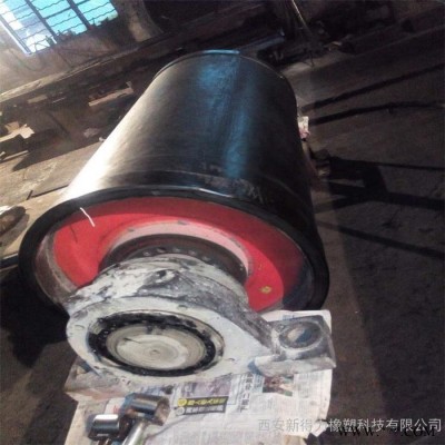 供應(yīng)新得力電動滾筒包膠、電動包膠輥筒、輥筒、其他橡膠機械及配附件