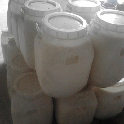 河北廠家供應(yīng)水性脫模劑  分離劑適用于鋁合金，混凝土，塑料模具等 界面劑