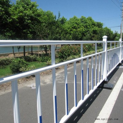 pvc市政護欄 市政護欄 鋅鋼草坪護欄