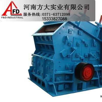 河南專用大型河卵石制砂機，鄭州VSI沖擊式制沙機，PCL立式?jīng)_擊式破碎機