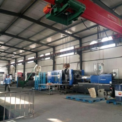 專業(yè)定制模具注塑模具加工廠家模具加工設計