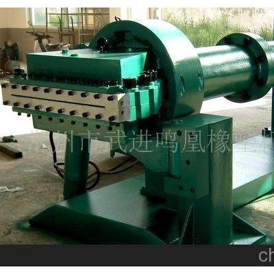供應(yīng)生產(chǎn)SBR、EPDM產(chǎn)品的橡膠擠出機