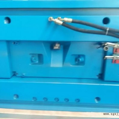 臺(tái)鼎模具、臺(tái)鼎 日用品模具      臺(tái)鼎精密模具   臺(tái)鼎 塑料模具