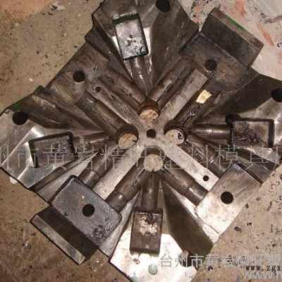 塑料管件模具。管件模具、注塑模具、塑料模具