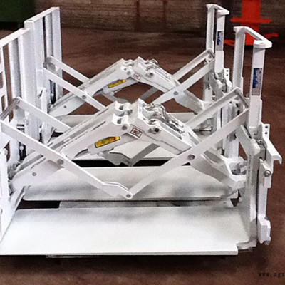 掛裝式推拉器 合力叉車推拉屬具 進(jìn)貨柜推拉器 叉車伸長機(jī)械手