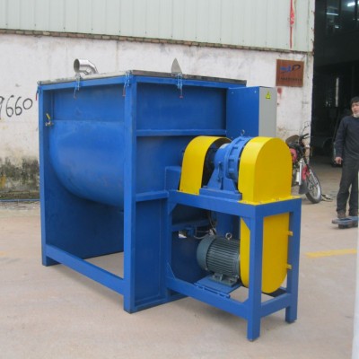 東莞廠家供應(yīng)大型1噸臥式攪拌機(jī)，原料混料機(jī)